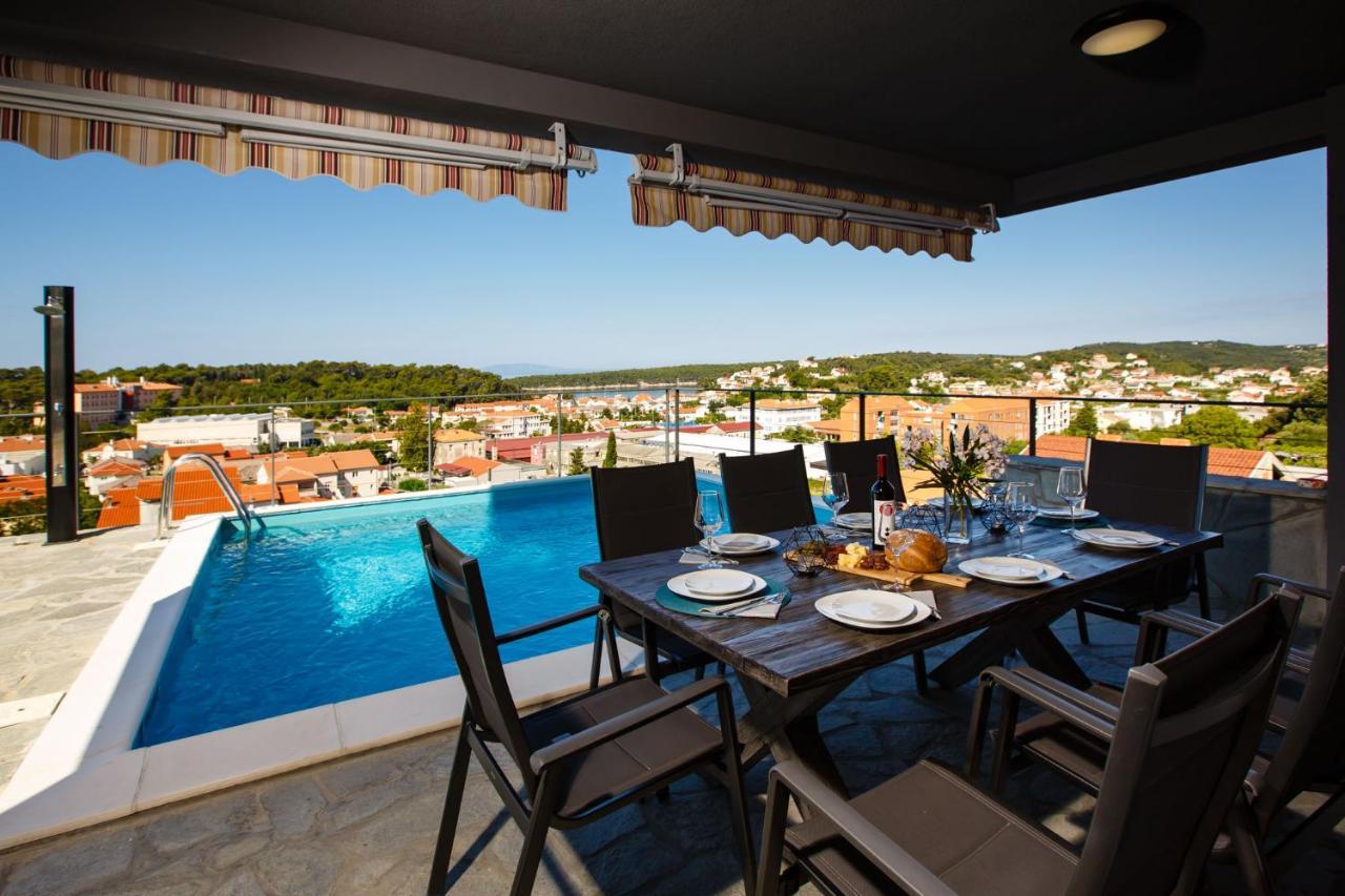 Villa Venka Rab Town Luaran gambar