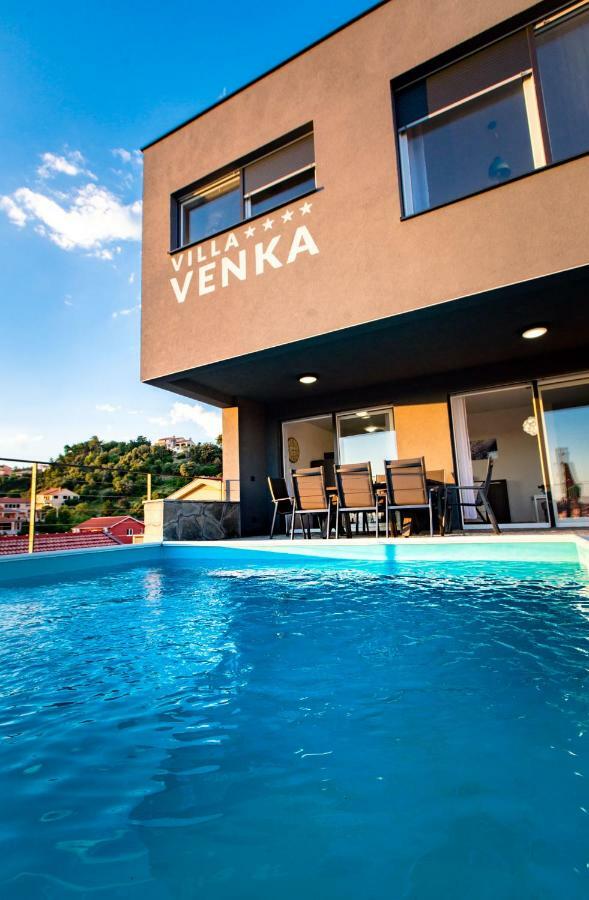 Villa Venka Rab Town Luaran gambar